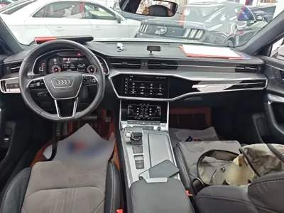Audi A6L 2021, 74400 км, за 218950.85 CNY - фото 13