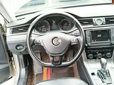 Volkswagen Passat 2017, 129500 км, за 45800 CNY - фото 11