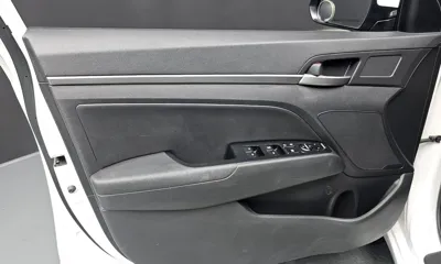 Hyundai Avante 2018, 98369 км, за 10800000 KRW - фото 24