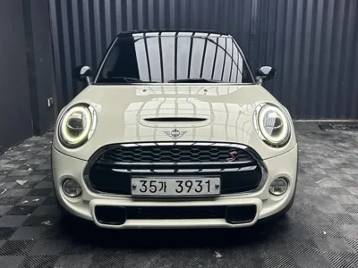 MINI Cooper · 2019 год