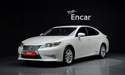 Lexus ES · 2013 год