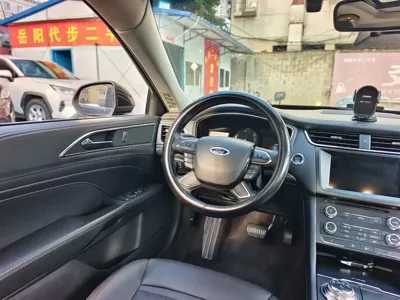 Ford Taurus 2018, 130000 км, за 45000 CNY - фото 7