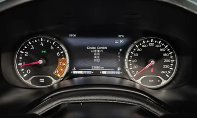 Jeep Renegade 2022, 23890 км, за 22800000 KRW - фото 8