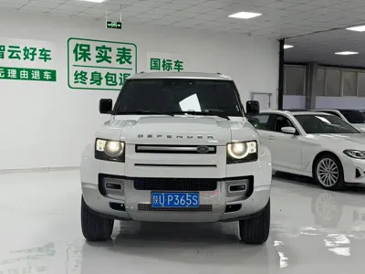 Land Rover Defender 2023, 29000 км, за 666600 CNY