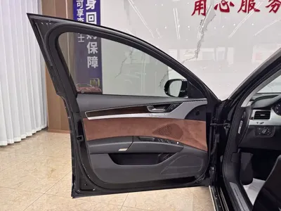 Audi A8 2015, 135000 км, за 138000 CNY - фото 15