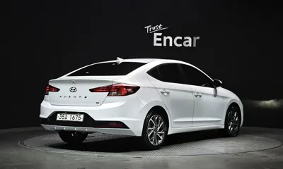 Hyundai Avante 2019, 117090 км, за 9900000 KRW - фото 2