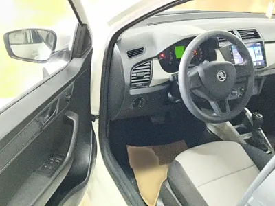 Skoda Fabia 2016, 100100 км, за 29400 CNY - фото 12