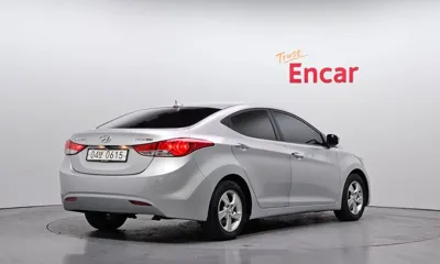 Hyundai Avante 2012, 84560 км, за 3000000 KRW