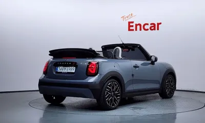 MINI Cooper Convertible 2025, 16400 км, за 39000000 KRW