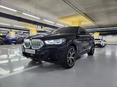 BMW X6 · 2022 год