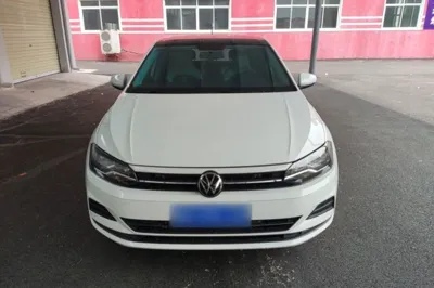 Volkswagen Polo 2023, 17100 км, за 79671.11 CNY - фото 2