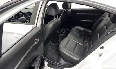 Hyundai Avante 2019, 125016 км, за 10790000 KRW - фото 11