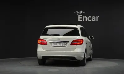 Mercedes-Benz B-Class 2015, 113365 км, за 7200000 KRW