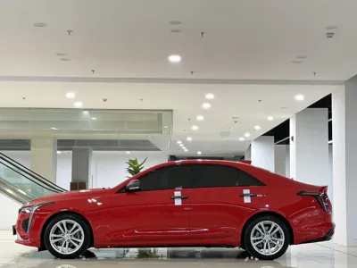 Cadillac CT4 2022, 23300 км, за 133675.27 CNY - фото 8