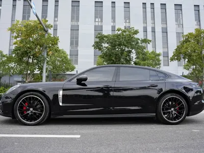 Porsche Panamera 2019, 55000 км, за 419799 CNY - фото 4