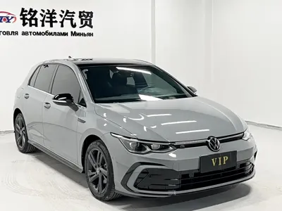 Volkswagen Golf 2022, 42000 км, за 139800 CNY