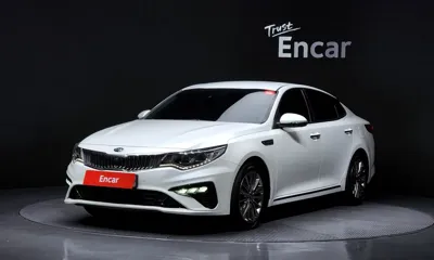Kia K5 · 2019 год