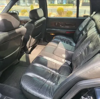 Cadillac Fleetwood 1996, 251228 км, за 22000000 KRW