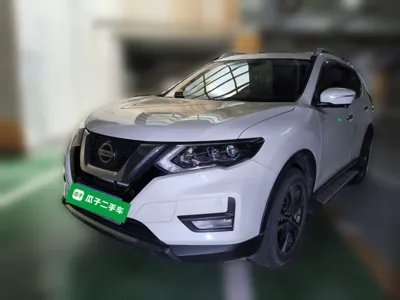 Nissan X-Trail 2021, 66500 км, за 98243.8 CNY - фото 1