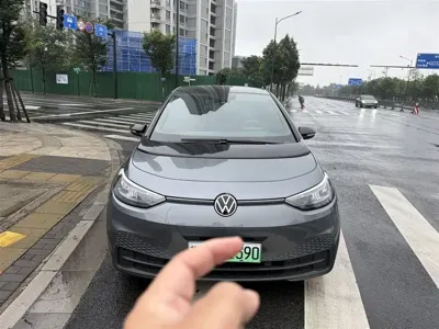 Volkswagen ID.3 2024, 40000 км, за 70800 CNY