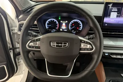 Geely Auto Vision X6 2021, 40500 км, за 82119.47 CNY - фото 10