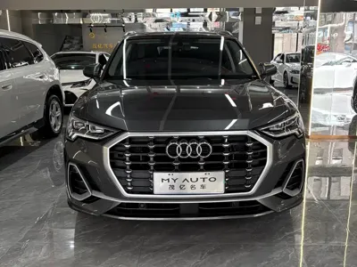 Audi Q3 2022, 22799 км, за 188800 CNY