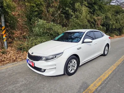 Kia K5 · 2016 год