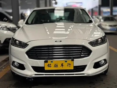 Ford Mondeo 2015, 70800 км, за 32800 CNY