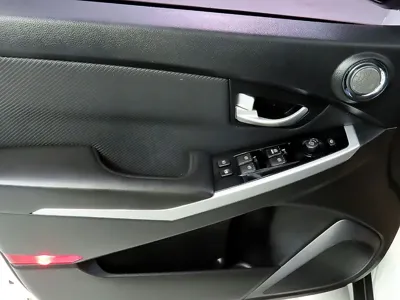 KG_Mobility_Ssangyong KORANDO 2018, 102203 км, за 6900000 KRW - фото 13