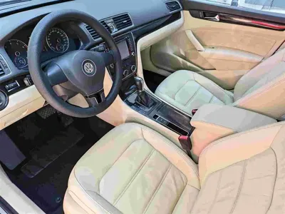 Volkswagen Passat 2013, 100000 км, за 28800 CNY - фото 8