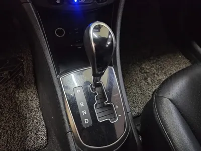 Hyundai Accent 2016, 61364 км, за 5500000 KRW - фото 13