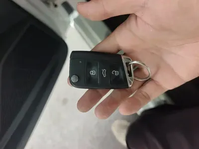 Volkswagen Lavida 2019, 88500 км, за 61100 CNY - фото 9