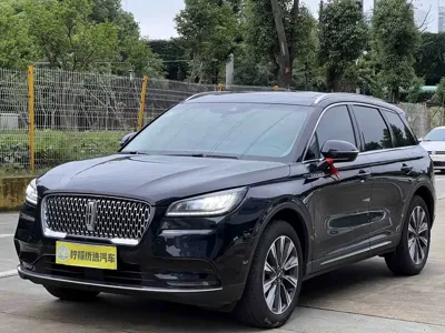 Lincoln Corsair · 2021 год