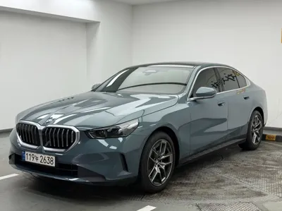 BMW 5-Series · 2024 год