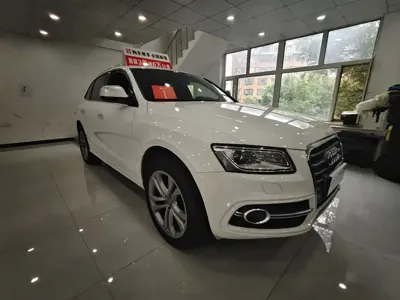 Audi SQ5 2016, 140000 км, за 97500 CNY