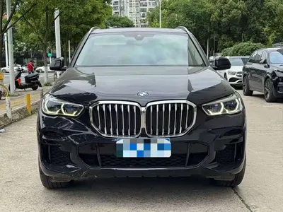 BMW X5 (Import) 2022, 32000 км, за 358800 CNY