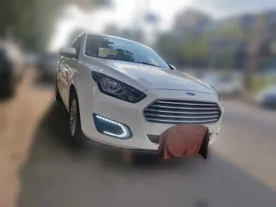 Ford Escort 2018, 70200 км, за 24300 CNY