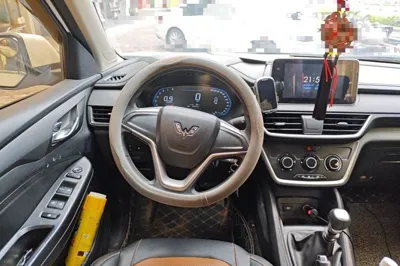 Wuling Hongguang S3 2019, 66000 км, за 33547.98 CNY - фото 10