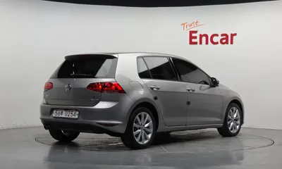 Volkswagen Golf 2016, 108396 км, за 11400000 KRW