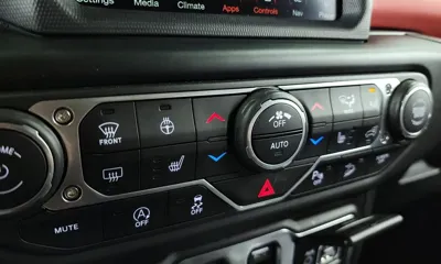 Jeep Wrangler 2019, 63329 км, за 39900000 KRW - фото 31