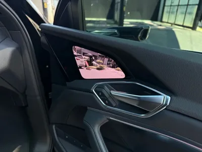Audi e-tron 2022, 47100 км, за 48900000 KRW