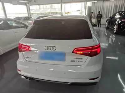 Audi A3 2019, 12000 км, за 70300 CNY - фото 6