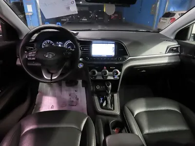 Hyundai Avante 2019, 98394 км, за 10600000 KRW - фото 5