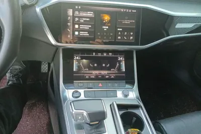 Audi A6L 2021, 130800 км, за 168668.93 CNY - фото 14