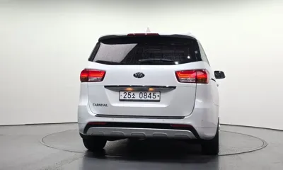 Kia Canival 2016, 146464 км, за 10800000 KRW