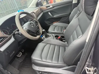 Volkswagen Tharu 2021, 10000 км, за 86800 CNY