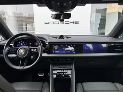 Porsche Macan EV 2025, 17000 км, за 598000 CNY - фото 16