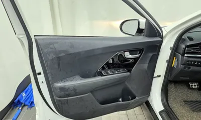 Kia Niro 2020, 57402 км, за 19900000 KRW - фото 24
