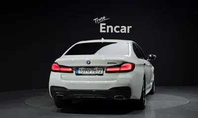 BMW 5-Series 2022, 60728 км, за 42500000 KRW