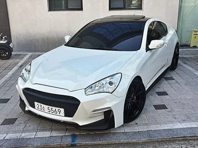 Hyundai Genesis · 2011 год